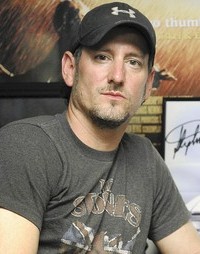 Ричард Чизмар Ричард Чизмар