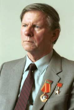 Василь Быков Василь Быков