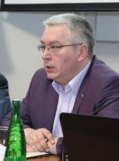 А. Ю. Бисеров А. Ю. Бисеров