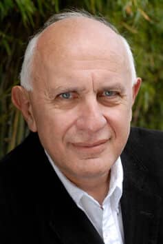 Жан-Мишель Генассия Жан-Мишель Генассия