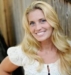 Келли Боуэн Келли Боуэн