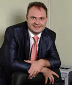 Денис Каплунов Денис Каплунов