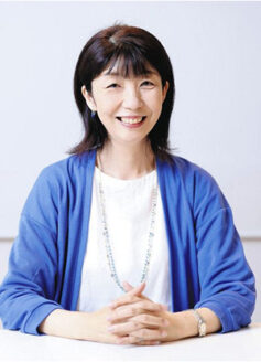 Митико Аояма Митико Аояма